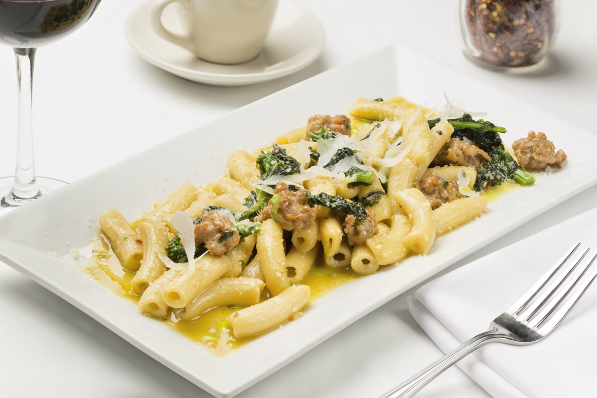 MonicasBoston's tweet image. Try our latest featured item: RIGATONI SAUSAGE &amp;amp; BROCCOLI RABE!

Many of your Monica's Favorites available for Take-Out from Monica's Pasta Shop! Order Online, Curbside pick up available! http:///items/rigatoni-sausage-and-broccoli-rabe?menu=take-out-menu