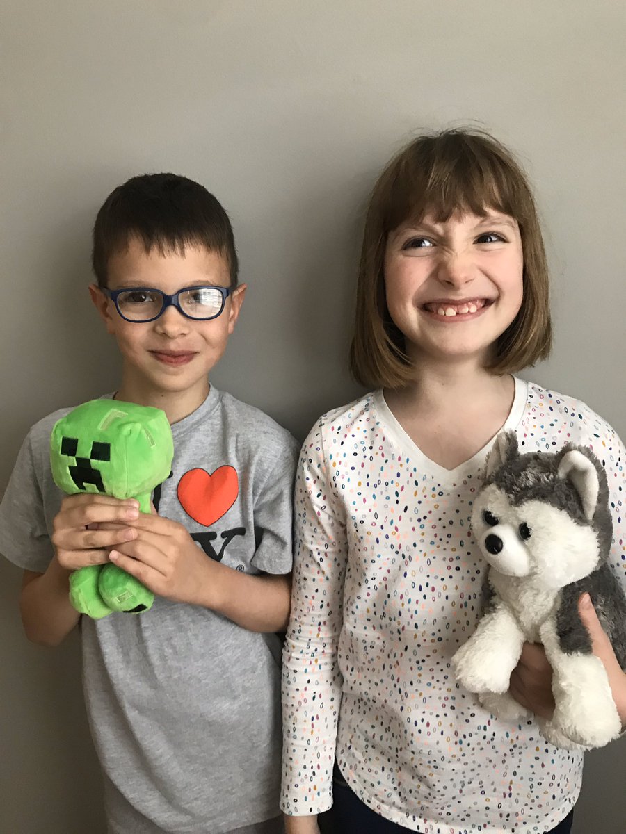megj220's tweet photo. Julia and Sam with their “pets” today! #EagleConnection @pta_liberty @LCPSLiberty https://t.co/3cXB5bi8PS