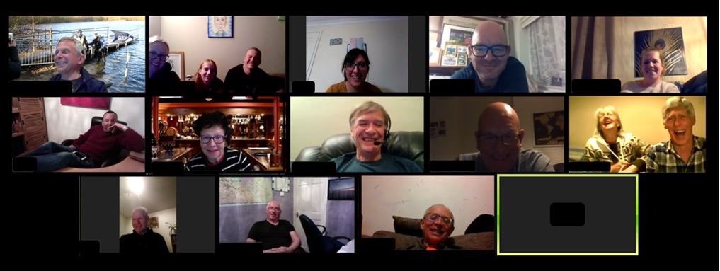 ESAC514's tweet photo. Lots of laughs at the ‘pool’ tonight 🐱 it was lovely to catch up with you all.
We are getting the hang of this #virtualdiving 👌🏻 #bsac https://t.co/NR1aQaD67C