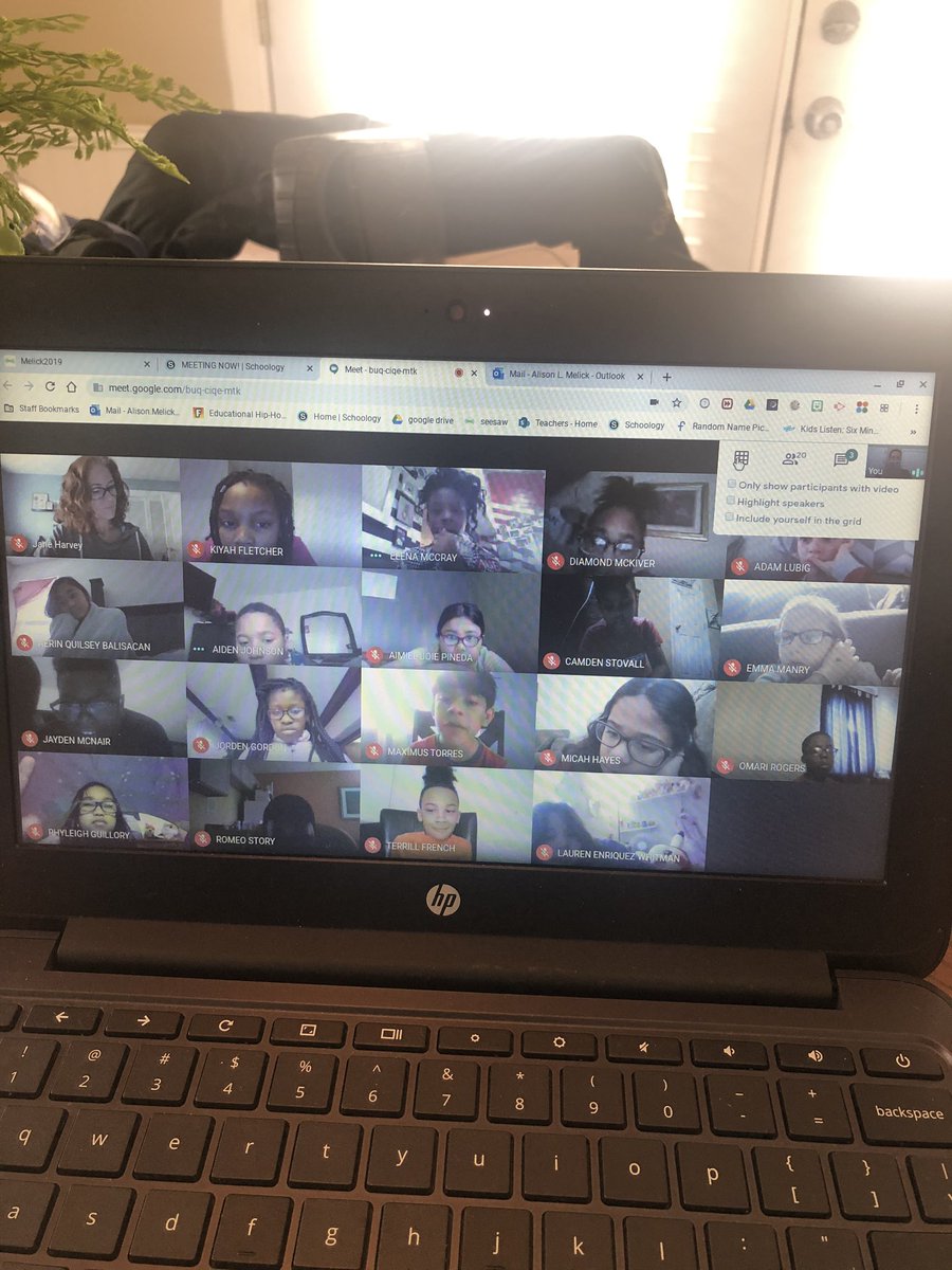 MelickAlison's tweet photo. Warms my heart to see all these faces today! ❤️@janeharvey05 @RosemontEagles https://t.co/H6uAADXoS9