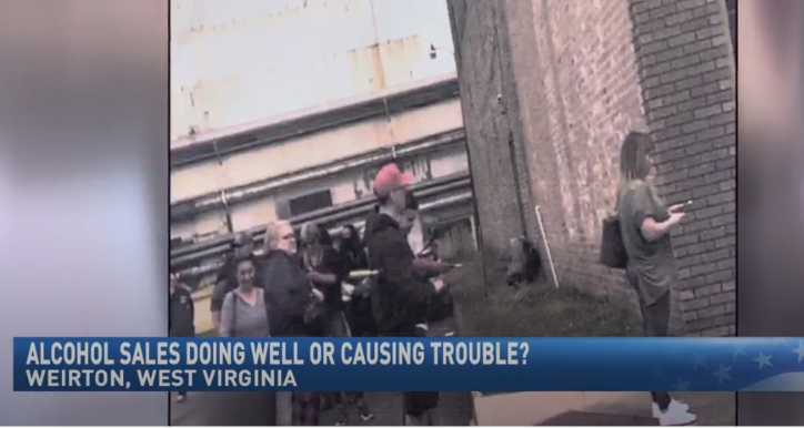 WTOV9's tweet photo. There’s a social distancing problem outside of some liquor stores in https://t.co/FViwGo38jg. 
#LiveOnNews9
FULL STORY: https://t.co/rXv30vu630
Prosecutor: If you are told to disperse and do so, you are fine. If you don’t, you are facing up to 6 months in jail https://t.co/upfM3rP3H1