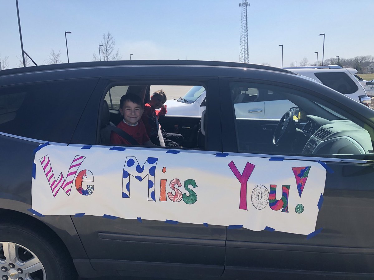 KKGrotewold's tweet photo. We miss all of ⁦@WoodlandHillsEl⁩ family!  Grateful to be able to see some today! https://t.co/5Ouj6AKzFP