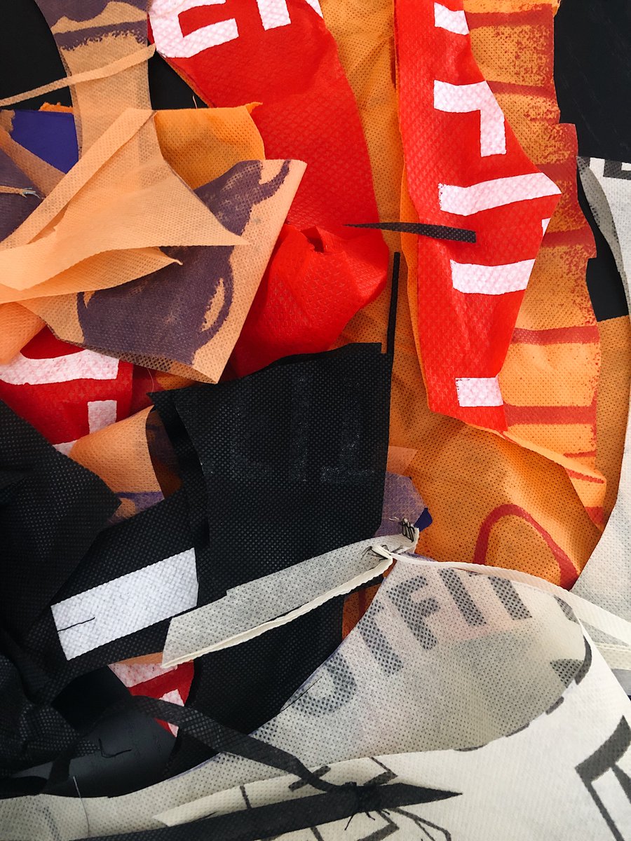 av3rypham's tweet photo. Just made 55 masks to donate out of @UrbanOutfitters bags! pls sponsor me and send me more bags tsm #uo https://t.co/jQn6iP8n1E