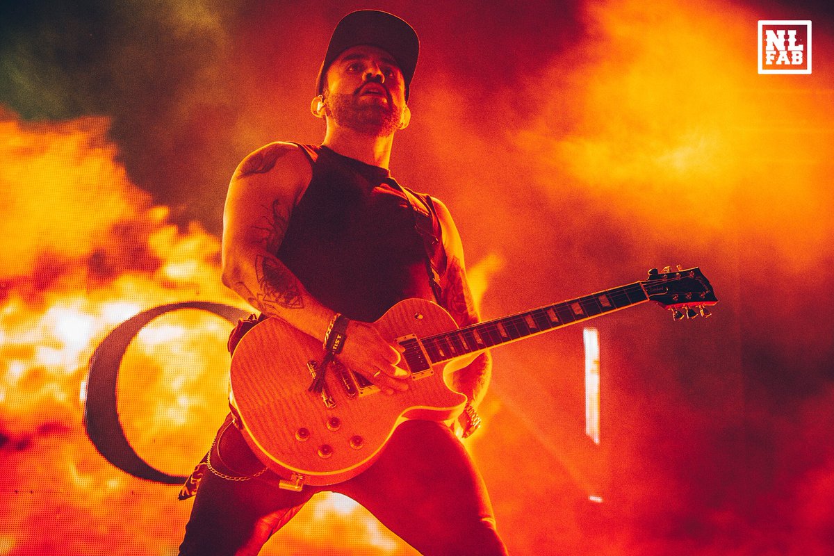 nolimits_mx's tweet photo. Allison en el #HellAndHeaven
#hh20 #metal #concierto #rock #concert #bandasderock #bandasdemetal #fotografiadeconcierto #fotografiadeconciertos #concertphotography #metalconcert @allisonband @fear_allison @Erik_Allison
#punkrock #rockmexico #punkmexico #punkrockmexico https://t.co/IxbHVf0oEN