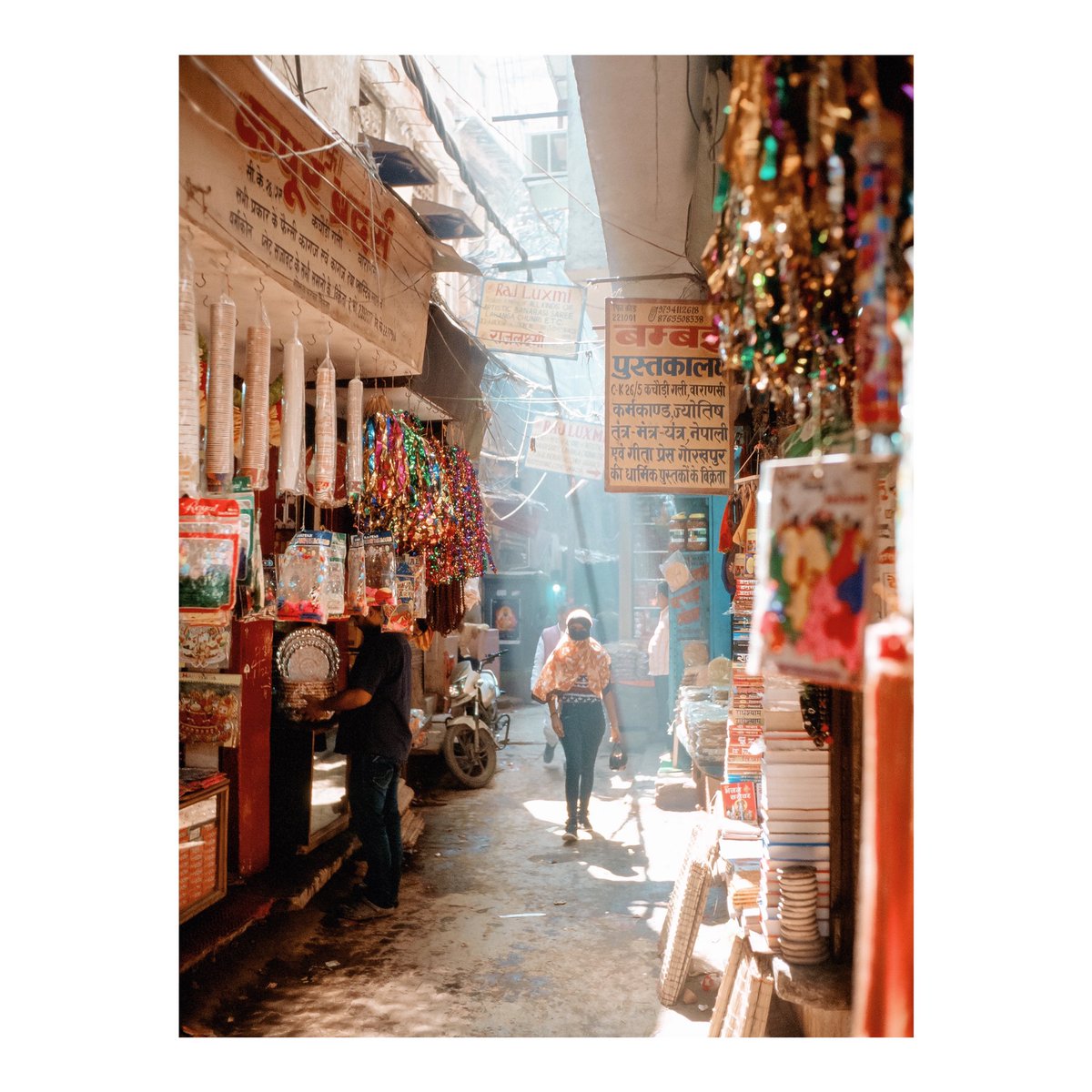 ioegreer's tweet photo. revisiting some scans from india-feb 2019 // these photographs hold such precious memories. cannot wait to return #leicam6 https://t.co/ExcRzJjGb4
