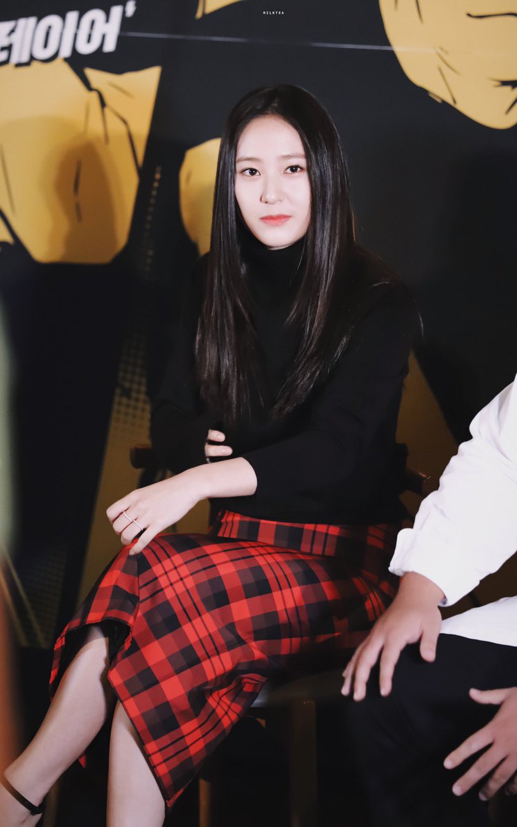 milkteahoony's tweet photo. 우리의 미모담당♥

#수정 #정수정 #크리스탈 https://t.co/R57ez1lekZ