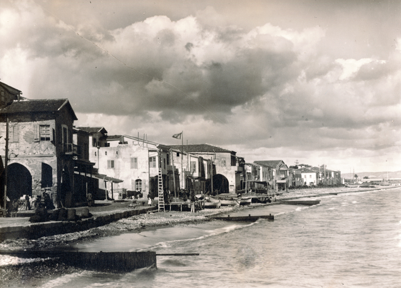 chipreparabrs's tweet photo. De volta ao passado... Lárnaca, 1880 * Επιστροφή στο παρελθόν... Λάρνακα, 1880

#chipre #cyprus #κύπρος #κυπρος #cyprusisgreek #greekcypriot #larnaca #larnaka #λάρνακα #vintagecyprus #oldcyprus #retrocyprus #ancientcyprus #cyprusisland #discovercyprus #cypruslife #história https://t.co/5flUww4Z0P