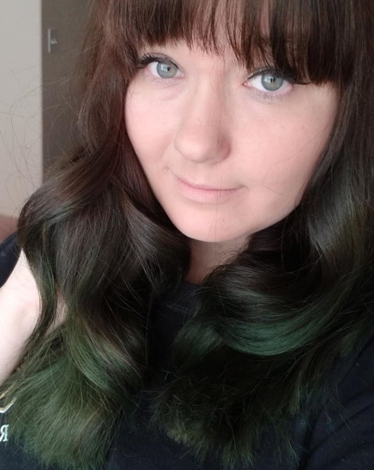 kammi_chi's tweet photo. I'll also plug a #irlvsac in here~ (yes green is just a nice color) https://t.co/PL1C8O1Bjq
