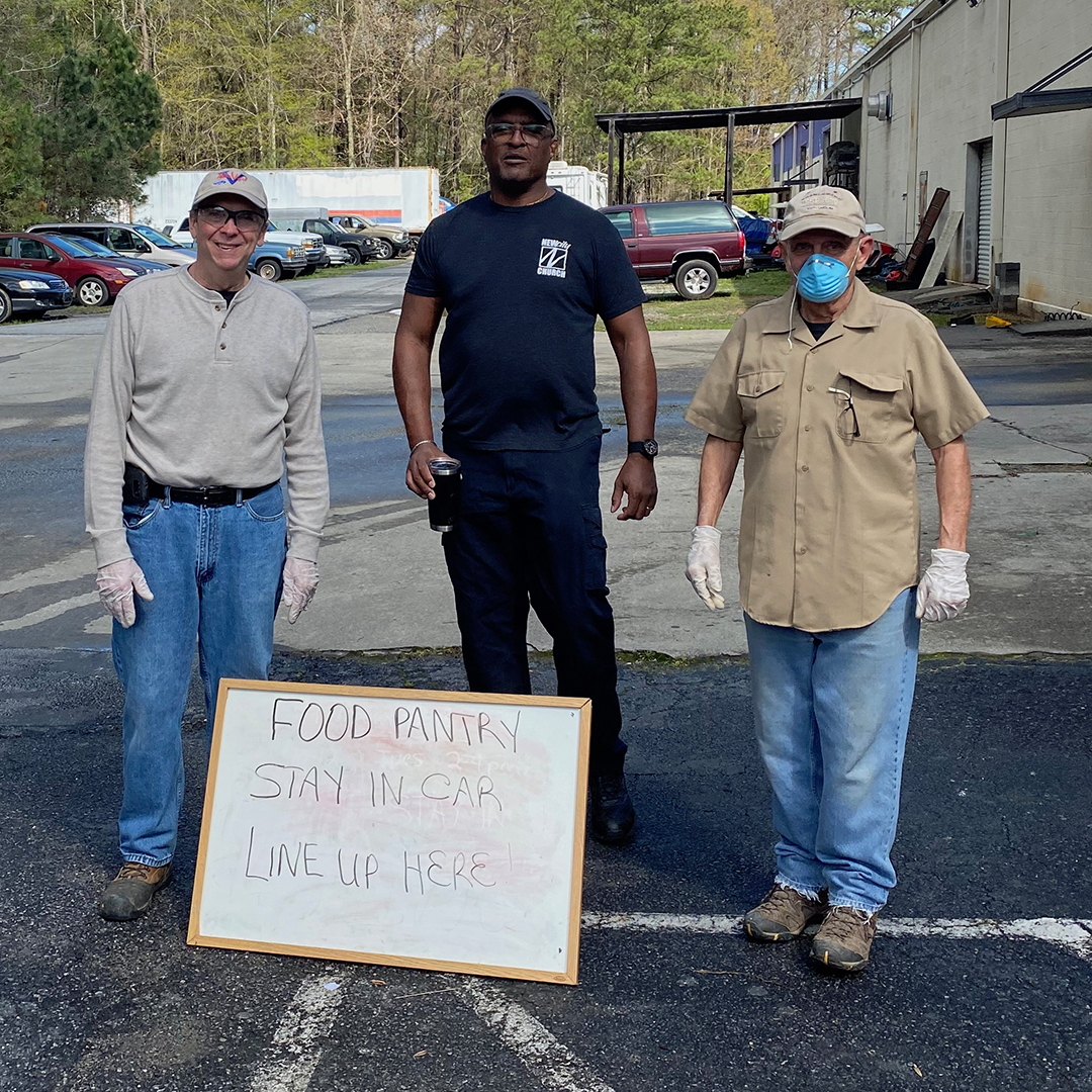 newcitynews's tweet image. CityBridges is in full "GO" status serving our communities! We are so thankful for the volunteers who work hard to serve those who need assistance during this time. THANK YOU! We love you! 😊#newcitylife