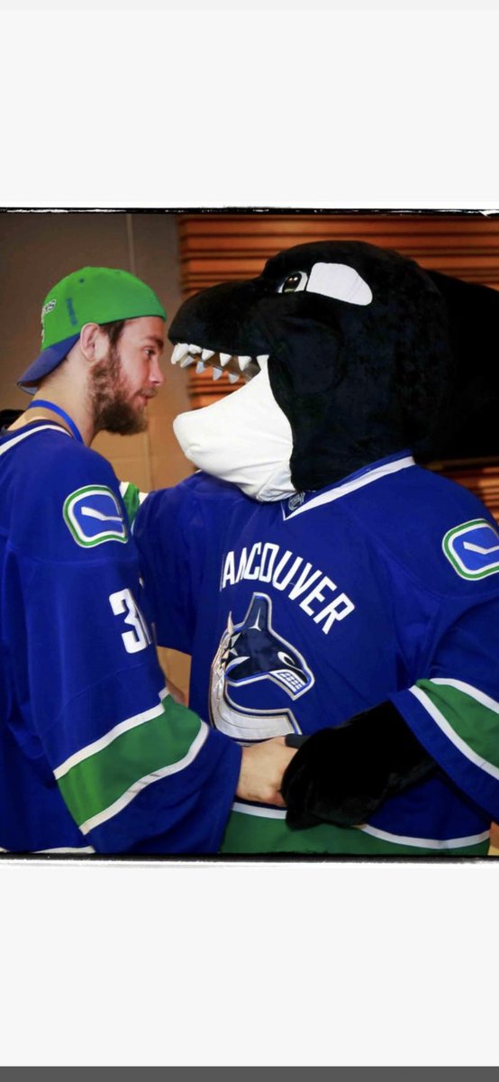 CanucksFIN's tweet photo. Came across this photo @eddielack I recall you telling me you were buying the next meal.....soooo next time you are in #Vancity π #FeedFIN https://t.co/CwfDPiueK5