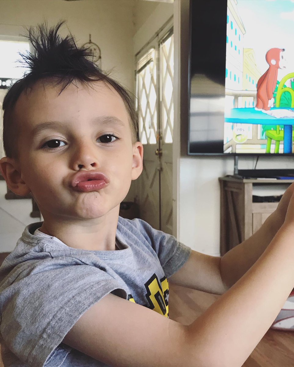 stgermain1982's tweet photo. I love my sweet little Eagle. π¦
β₯οΈ #CrazyHairDay! #CarrollFowler. #VirtualSpiritWeek. #CeresLearnsAtHome. #CUSDtogether. @CF_EaglesNest. https://t.co/CIUhdhC0zP