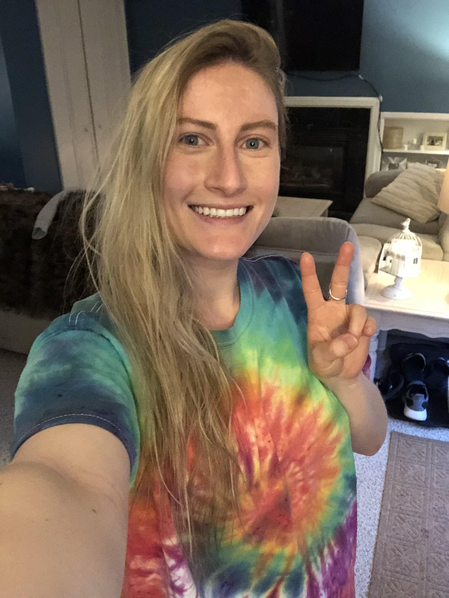 GooleyMs's tweet photo. Celebrating Rainbow Day spirit week with my NPE Warriors!!! https://t.co/SDomJ0YjTP