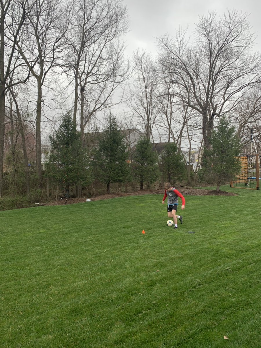 Mlbillman70's tweet image. @CVEaglesSoccer workouts entered a new phase yesterday...Individual workouts as part of group competition.  Let's go boys!
#AllTogetherStrong   #puttinginwork