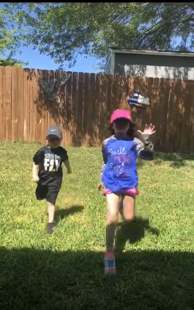 Aggielinda87's tweet photo. @NISDMurnin #MurninSpiritWeek
Day 2 Pre-K/ECSE Collab. Students Exercising: Paloma-racing; Olivia-gardening; Javier-swinging; Rozlyn-playing w/a ball. We sure miss you guys๐! https://t.co/jb6IwcxCZj