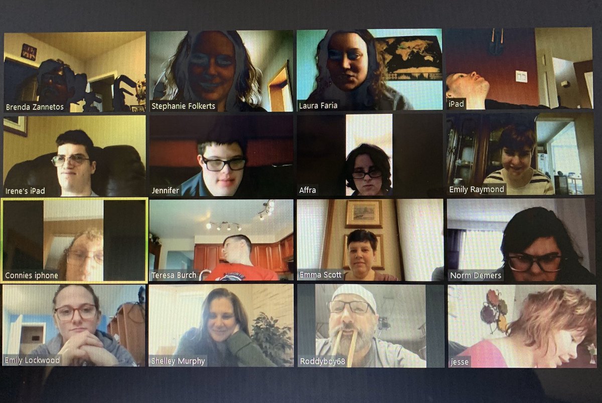 AIMkitchener's tweet photo. We 💜 technology!! (And all of these silly faces! 🤪)
.
.
.
.
#dowhatyoucanto #stayconnected #lemonstolemonade #beamazing #nolimits #AdultsInMotion https://t.co/YIHRONUytH