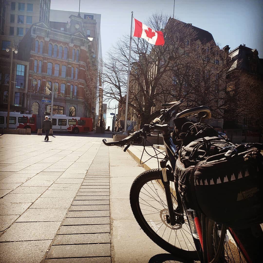 OPSbikes's tweet photo. Awesome last day of March on the bike #bikesNbeats team. Putting some km during work... #bikeweather #ottcity #bikecoplife #keeptherubberdown https://t.co/dRLntHNH5v