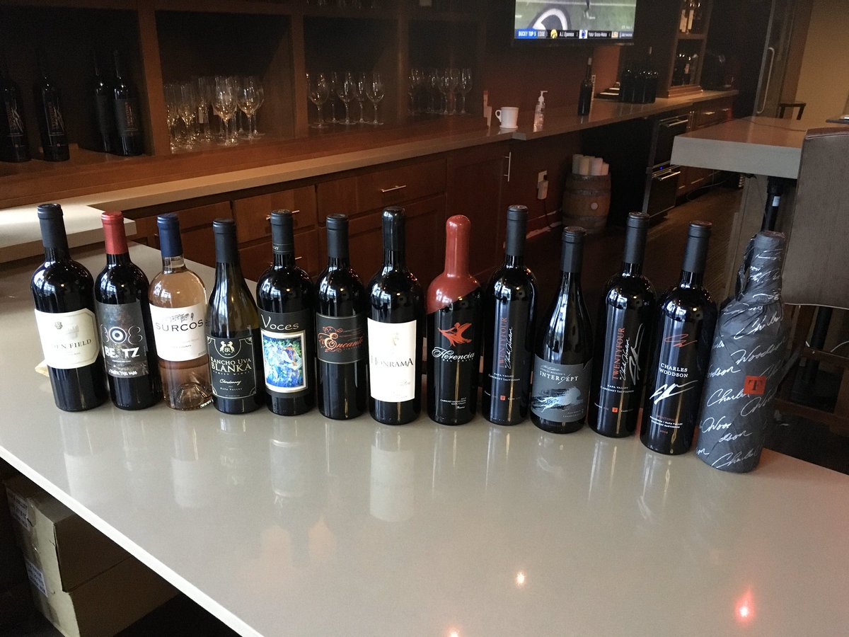 TwentyFourWine tweet media