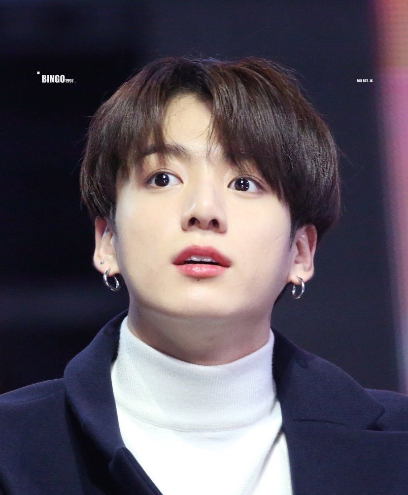 Jungkook big sparkly doe eyes; a devastating thread