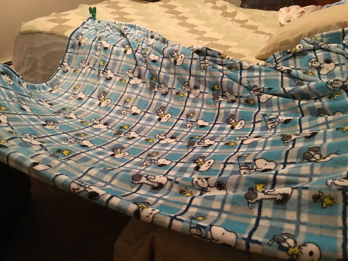 CacheSavannah's tweet image. Day 15, of Being quarintined! Mom look what I made I made a blanket fort cause I was being bored....O.o