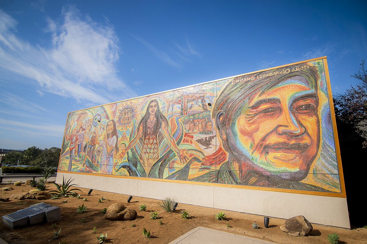 GPS_UCSD's tweet photo. Today is #CesarChavezDay – did you know that @ucsdlibrary houses a digital archive of the #FarmworkersMovement, comprising thousands of items documenting the United Farmworkers’ (UFW) history and related events? (Photo credit: Erik Jepsen) Learn more: https://t.co/PqhbmdZYAX https://t.co/tQpQsjyEDY