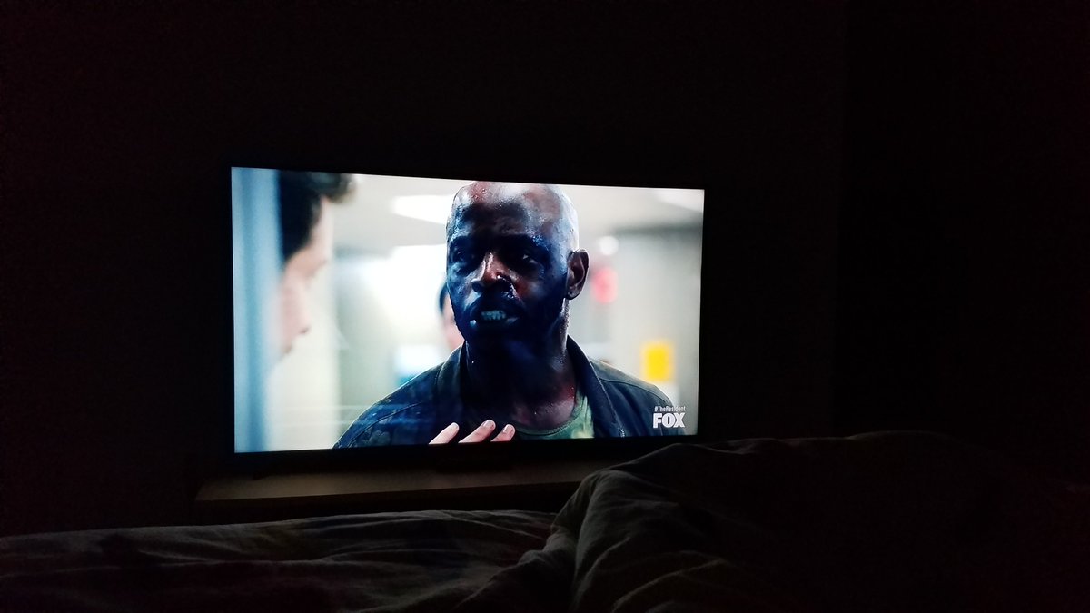 DAVORIMAGE's tweet photo. Watching "The Resident" @AlimiBallard killn it #Fox https://t.co/uzN6PqIeC8