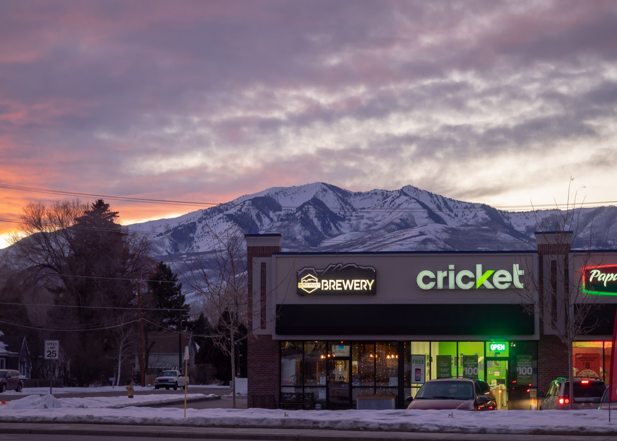 We loved our visit to Heber Valley Brewing Company. Life used to center around winter Olympic sports, but Clint Jones and Greg Poirier are onto their next chapter, and it's all about creating great beer and a community around it. #utah #beer craftybeergirls.com/2020/02/28/heb…