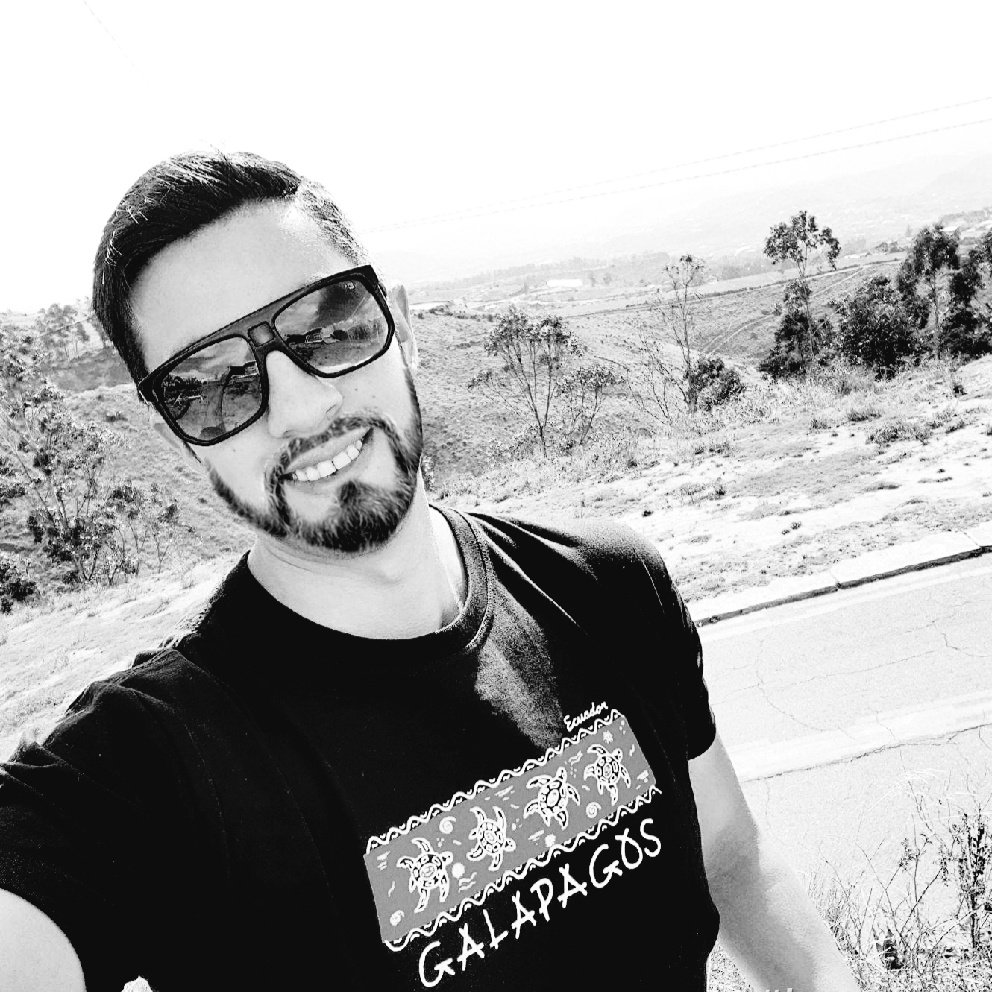 HPichucho's tweet photo. #NuevaFotoDePerfil https://t.co/Ymptvp2zYR