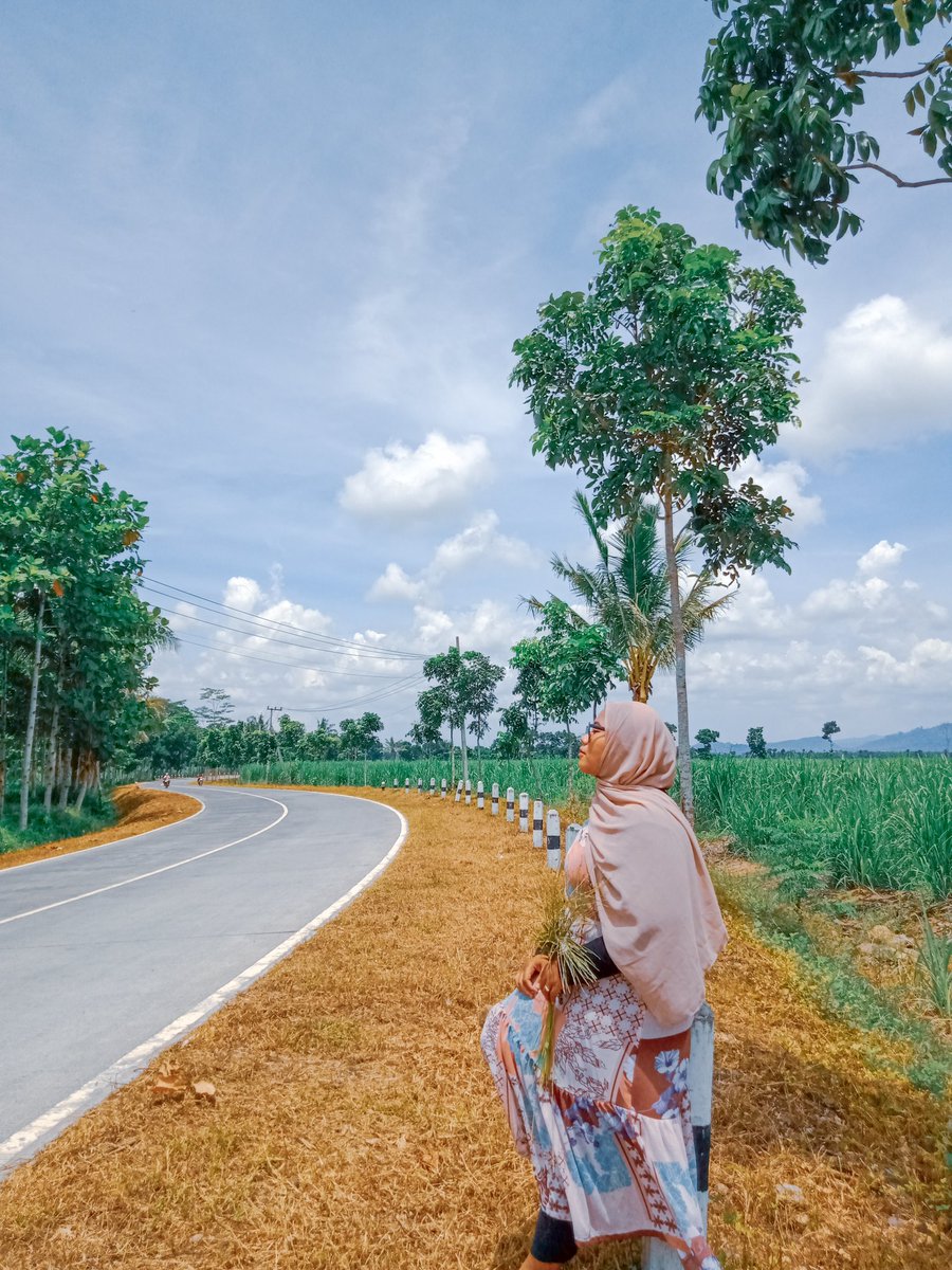 Udh ga usah basa basi, tau kok kalo hari ini #aprilmop . 
.

#rabusantuy #LockDownIndonesia