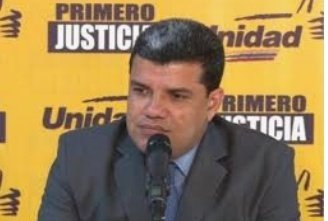 Rosmarbr's tweet photo. Luis Parra del partido político de Borges, de Capriles. Que no se les olvide https://t.co/aJaHhXTPZp