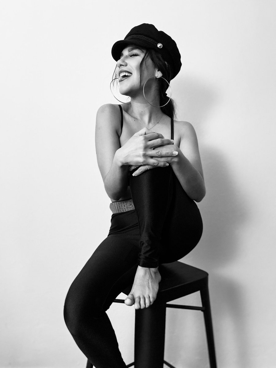 Se decidida y siempre piensa que lo imposible es posible.
Selena Quintanilla