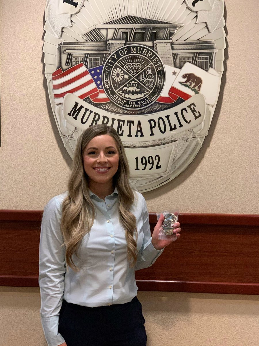 alliew_29's tweet photo. Today I officially swore in as a 911 Dispatcher for the Murrieta Police Department. After receiving offers from Murrieta PD &amp; Riverside County Sheriff’s Office, I ultimately chose to serve the community I was born and raised in. 🚓🇺🇸 #firstresponder https://t.co/v2ydW9JByV
