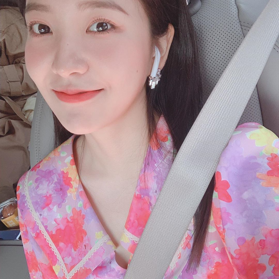 thefirstleemei's tweet photo. 、四月愿望 。
 
 𝚗𝚘𝚠 𝚙𝚕𝚊𝚢𝚒𝚗𝚐 : https://t.co/obpdvYFUCF ✲ https://t.co/n8uO8JAsIU