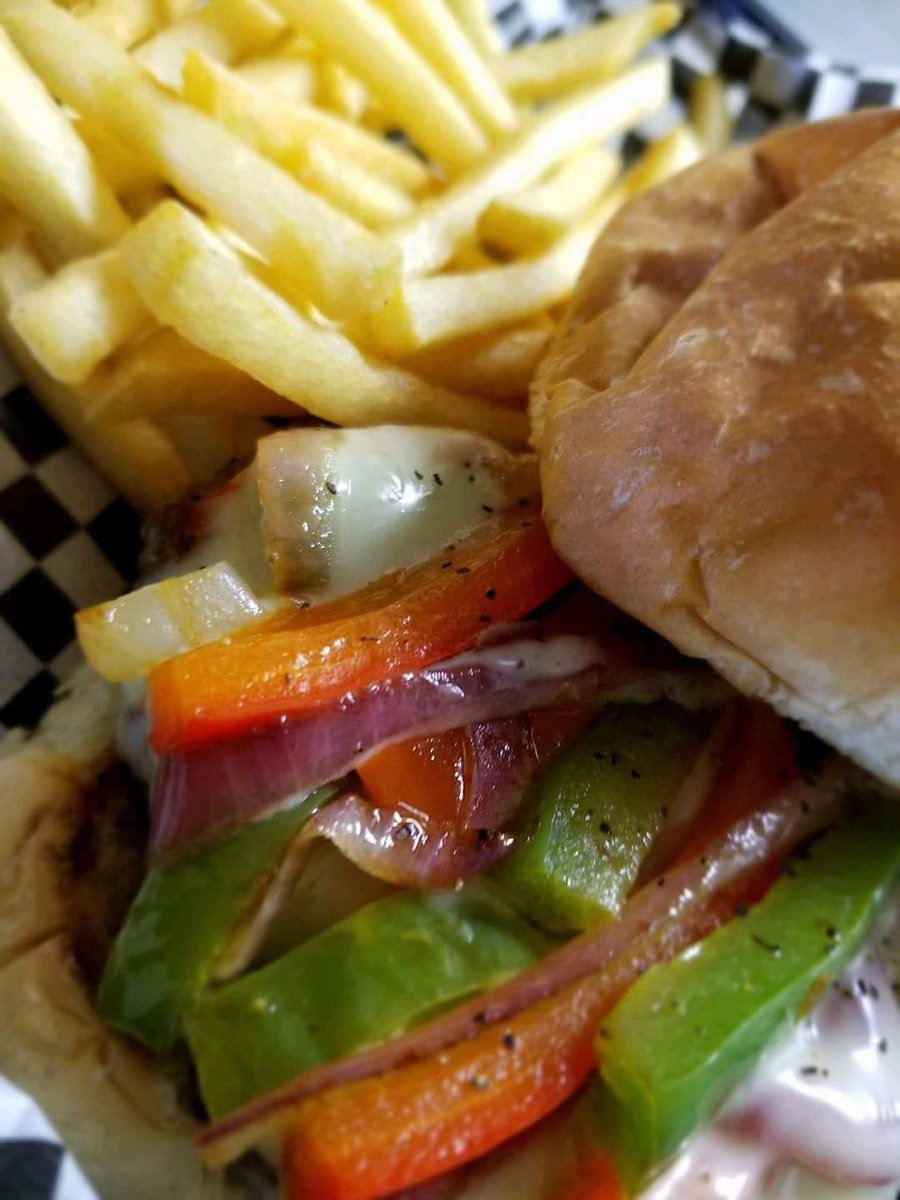 CC's Bar & Grill tweet media