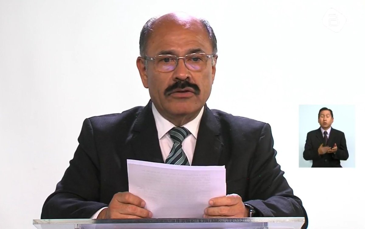 SaludDeportesBo's tweet photo. #ReporteOficial | El Ministro de Salud, #AníbalCruz, informa que hasta la noche de este martes (31/03/20) se confirma 8 nuevos casos de #coronavirus en #Bolivia. Suman 115 casos positivos de #COVID2019 y 7 decesos a causa de la enfermedad. 

#QuédateEnCasa
#CoronavirusBolivia https://t.co/9XyJGQiJc3