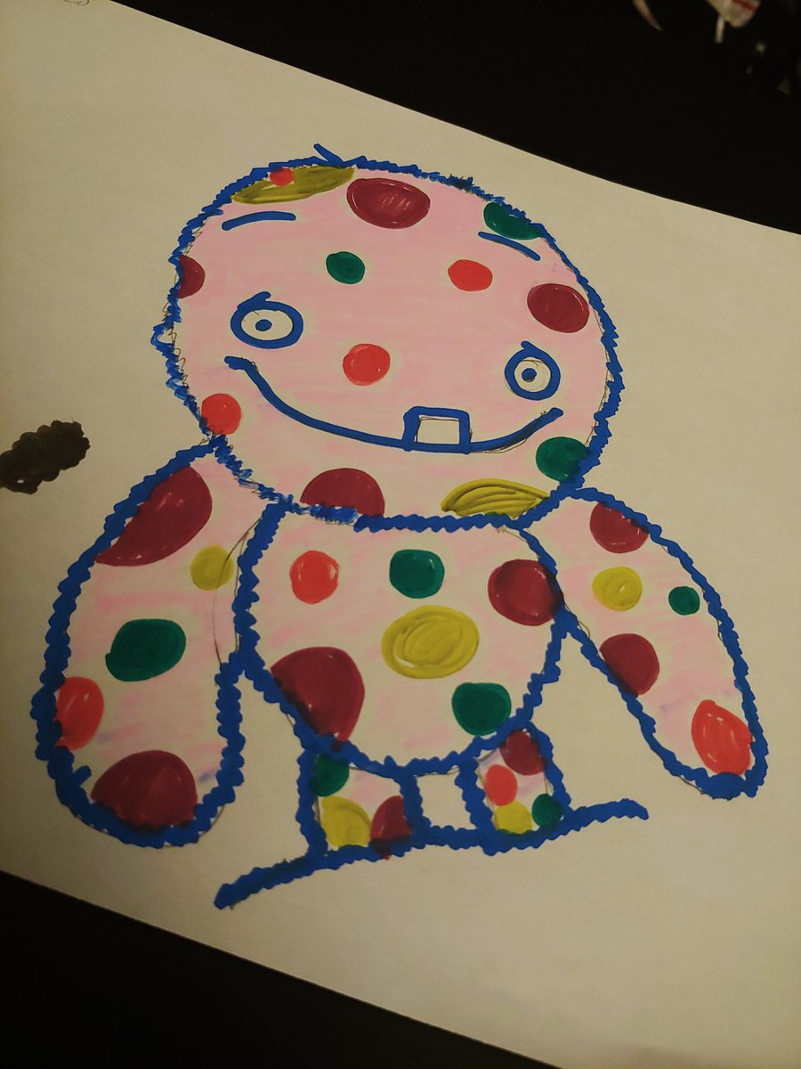 JennGi301's tweet photo. Spotted Kevin during family art time. Thanks @RobBiddulph it was fun to #DrawWithRob while staying at home.
@DavisMiddle https://t.co/oYeXDlSU0l