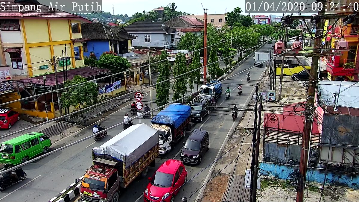 atcs_samarinda's tweet photo. 09.25 Simpang Air Putih : Antrian kendaraan pendek di keempat kaki simpang. Situasi arus lalin lancar. https://t.co/SFNVeLok52
