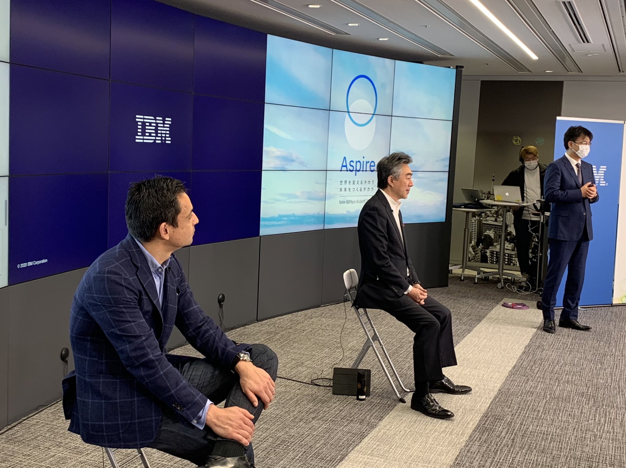佐々木紀彦 Ibmにてnewspicksを活用したデジタル入社式に挑戦 新入社員のみなさんのコメントの数と熱さがすごかった この手法は広がりそうですね T Co Mxjjq7imcb Twitter