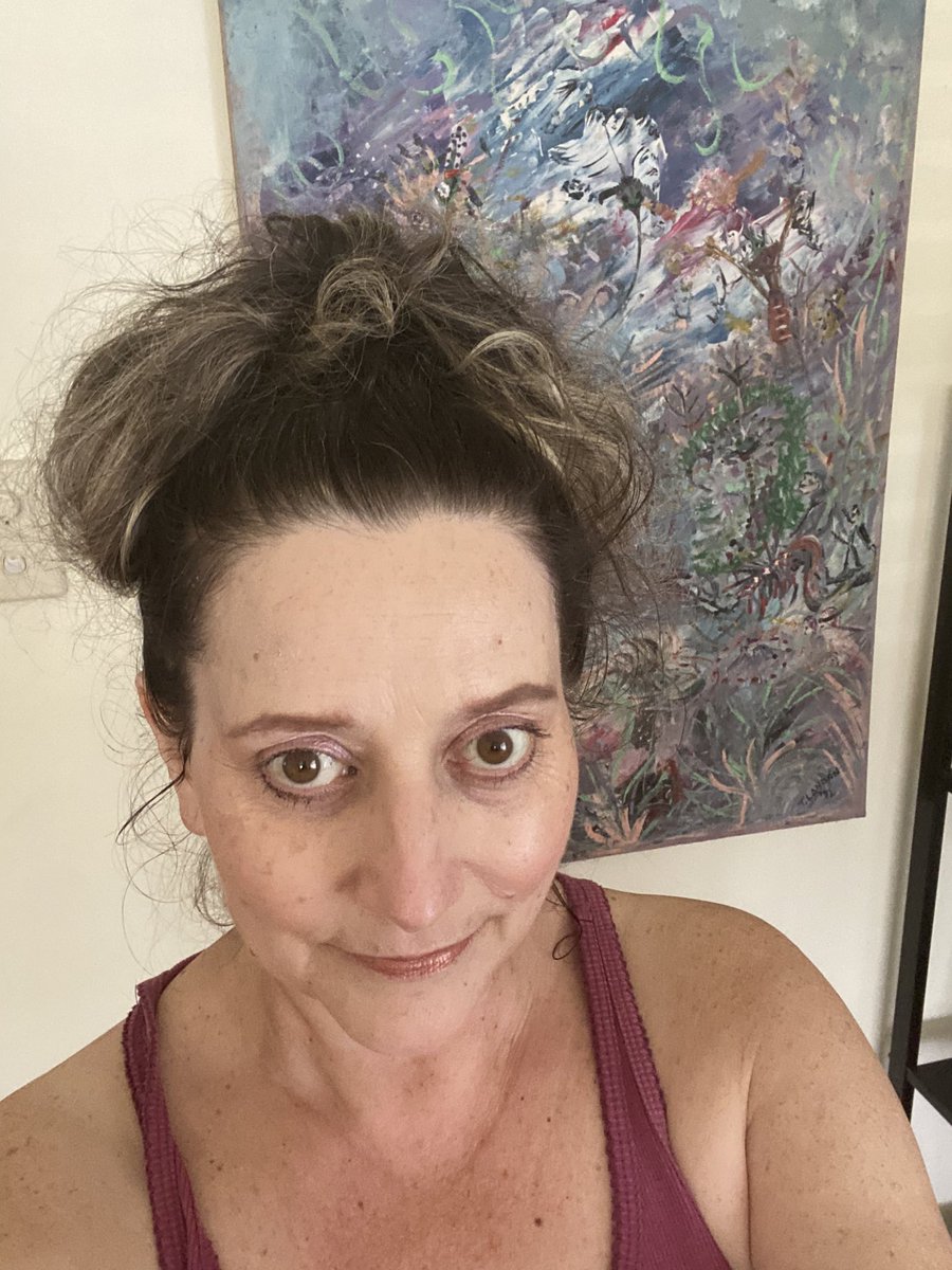 TerryLondon1's tweet photo. Hi everyone.Thanku so much for your loving support! It’s truly helping. I’ve been blown away on a couple of occasions of ppl who want to support 
5 days finished,Get to keep it! 📻. I can’t stop sleeping? (N_yes-Godfrey &amp; (@MisterMarilyn https://t.co/fbRLKwHZb6