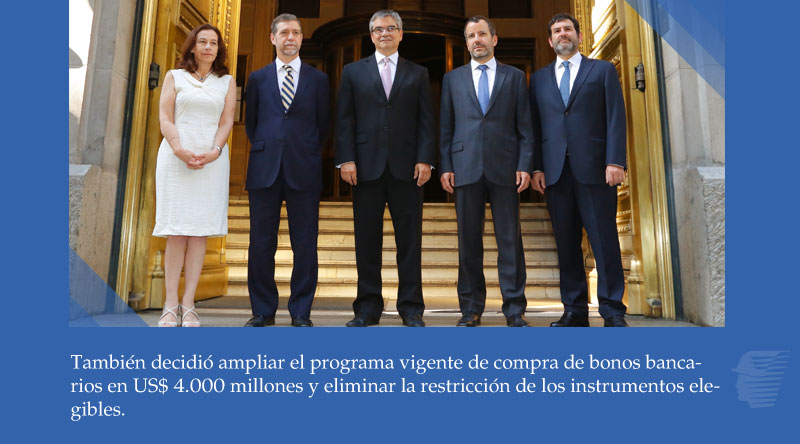 __elmercurio's tweet photo. Banco Central reduce la tasa de interés a 0,5%, su menor nivel desde crisis subprime https://t.co/9mHAZ5YVNq https://t.co/KDSpeWwmFe