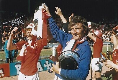 Todays quiz question...

Why did I wear a royal blue keepers shirt in the 1977 FA Cup final ?