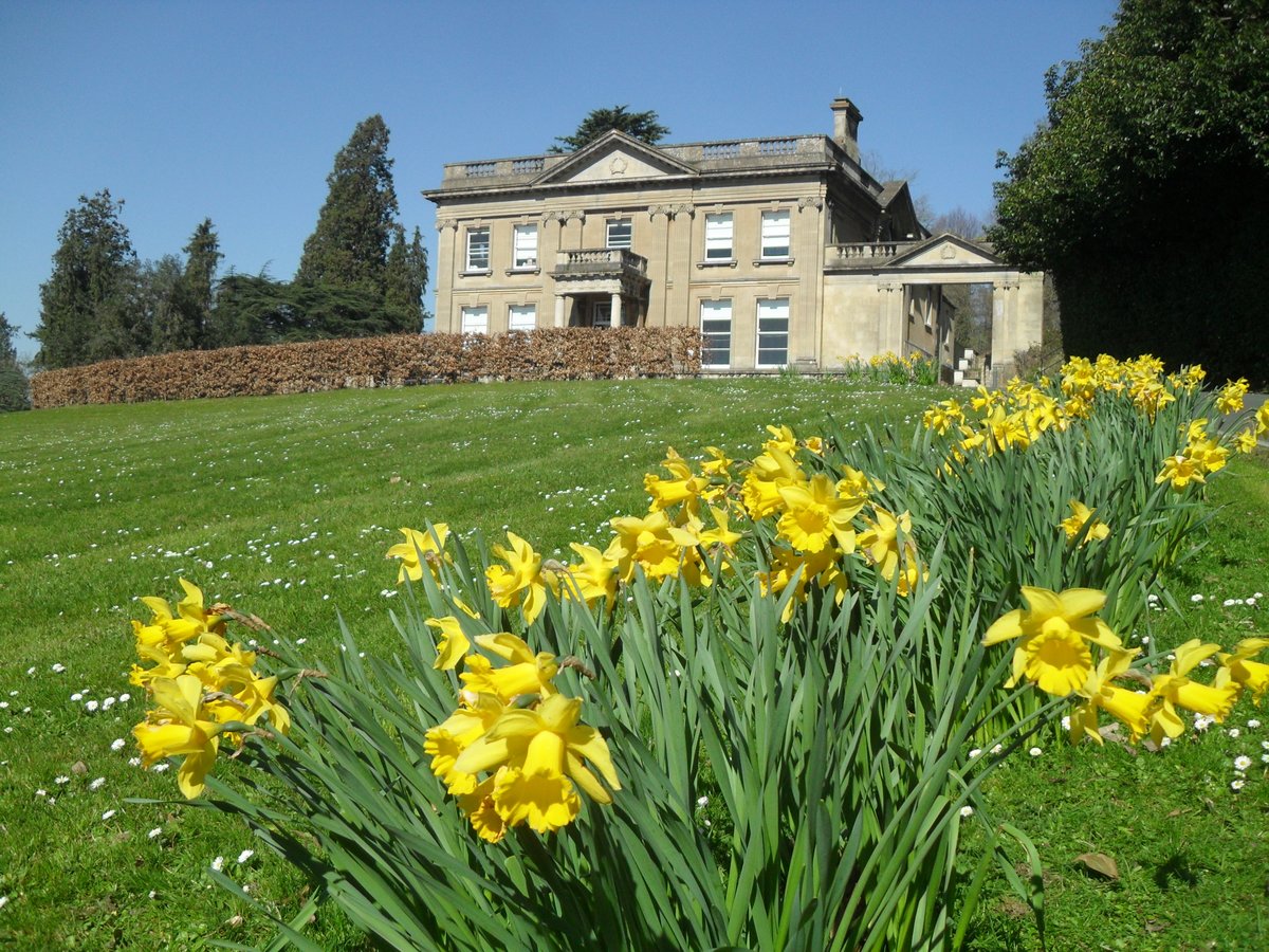 RoyalHighBath's tweet photo. Missing our beautiful school so much. @RHSBHead @GDST 

#stayathome
#guidedhomelearning https://t.co/TNEiQ3F6pa