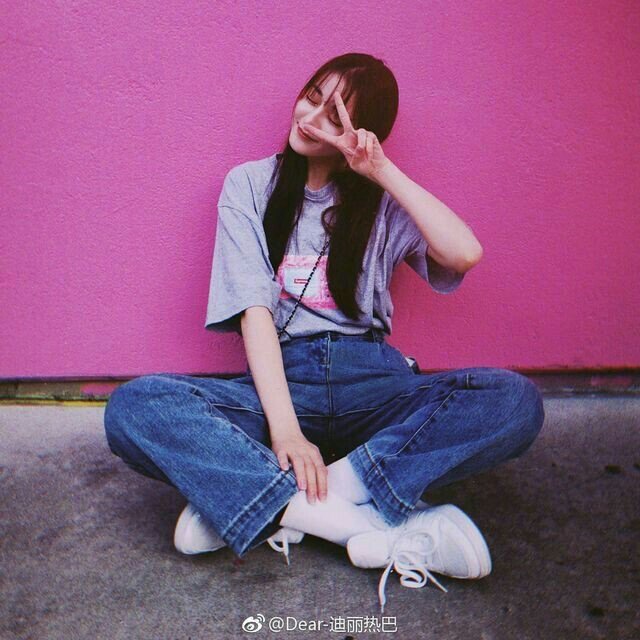 chofwon's tweet photo. to all of my Komplek Chinese, ex ActDorm, DVLFams &amp; ex Cüddle mates, also my entire moots here, i just wanna let y'all know that i reaAaally looOve ya guys and im soOOo sorry :(

thanks for being my family here, take care and don't forget me, rite!? ❤❤

xoxo,
dilreeba. https://t.co/OyHmPle9oU