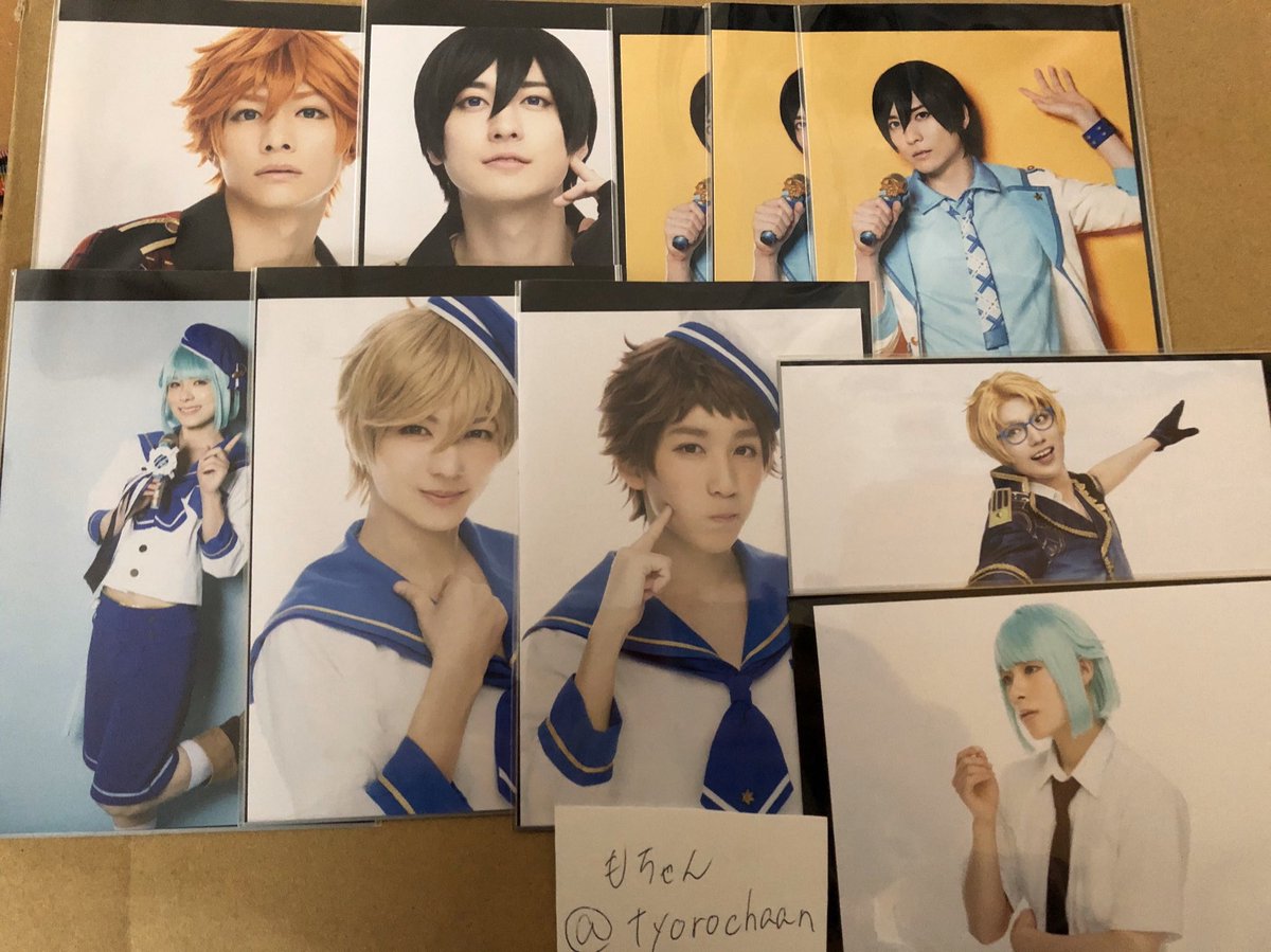 tyorochaaan's tweet photo. @Atk2_15skdr 初めまして、こんにちは。検索から失礼致します。
まとめての画像で申し訳ありませんがコースター、ブロマイド共に北斗を所持しております。
コースター宙2
ブロマイドつむぎ2友也1の交換は可能でしょうか？ https://t.co/3evTYIwXOi