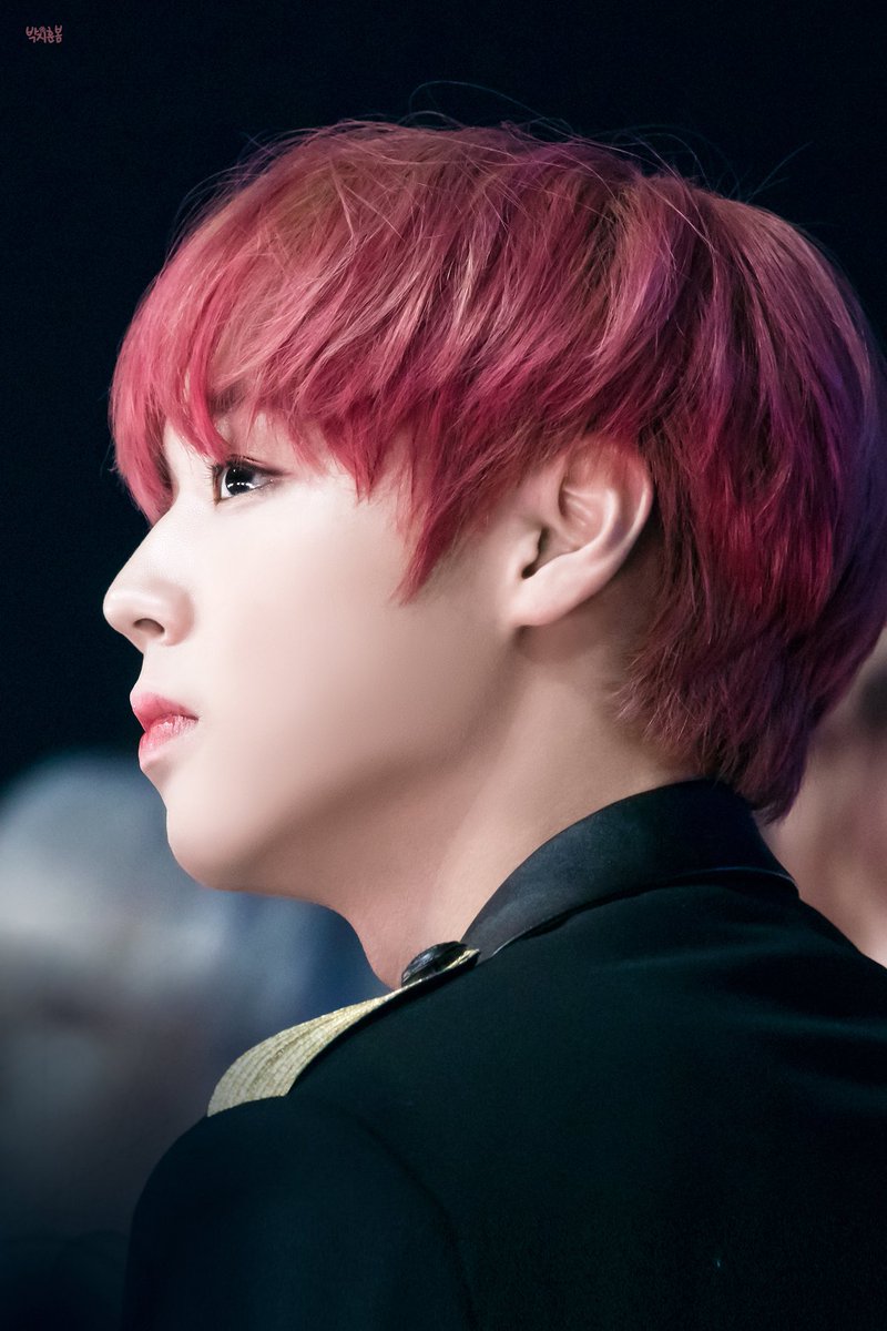 ParkJihoonHQ's tweet photo. 181201 MMA
cr. 박지훈봄 

#박지훈 #parkjihoon https://t.co/4ecgzDmFfr