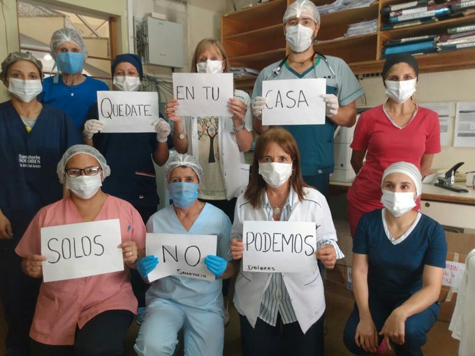 epigmenioibarra's tweet photo. Hoy a las 9:00pm
Les pido su apoyo en el PaseDeLista para seguir exigiendo justicia y verdad.
Repudiamos a quienes buscan reimponer el régimen corrupto y saqueador.

RespetenLaEmergenciaSanitaria
BastaDeFakeNews
MexicoUnido
#QuedateEnCasa https://t.co/uSqfD1c0iR