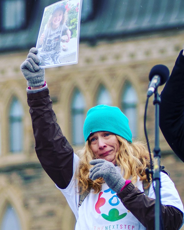 sarahelievans's tweet photo. One year ago I walked 22km from Barrhaven to Parliament and bawled like a baby. @ottawa_asd_mum and I had no idea this moment would be so powerful.
That moment, those faces, have propelled me forward on many days.
The world has changed - but we’re still here.
#CanadasNextStep https://t.co/xP8dKoenzG