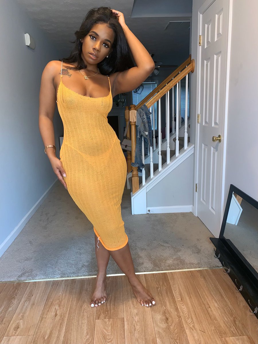 Shes_Soo_DeVine's tweet image. Why Play Tag, When I Been It
*
Dress: #DeVineQuality #Onig #CustomEverything #DVQ