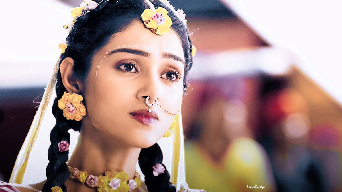 The word Krsna means the all attractive one, someone who is supremely beautiful enough to attract everbody. However, that all attractive one only gets attracted by the beauty of RadhaRani. She is an embodiment of beauty and bliss. #RadhaKrishn  #SumedhMudgalkar  #MallikaSingh