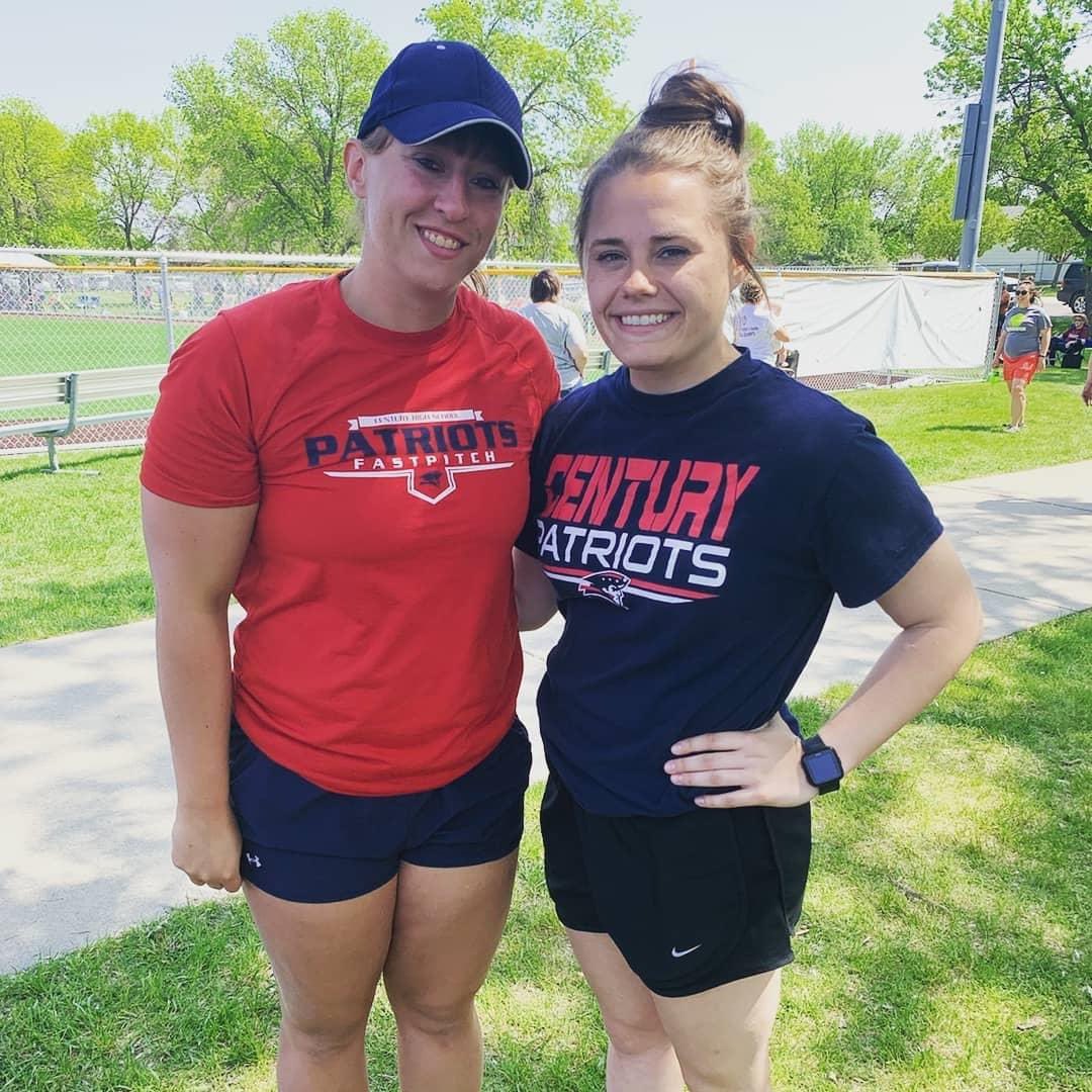 darbyk23's tweet photo. Challenge accepted. @TheRyanMike I have to nominate 4 coaches to continue this challenge to post a picture of them coaching within 24 hrs. If not, $20 donation to charity or a random act of kindness. I nominate @tolson77 @notkeelyspiess @SethLundberg @KyOlson12 https://t.co/g4IFQhgMBj