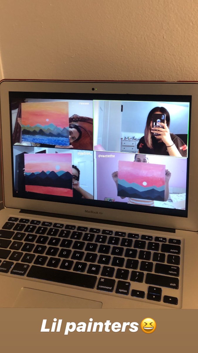 Even during this pandemic my bf found a way to make my birthday special. This man set up a whole zoom paintnite AND included my friends in it🥺♥️